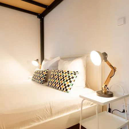 珀索尼恩姆精品公寓 *